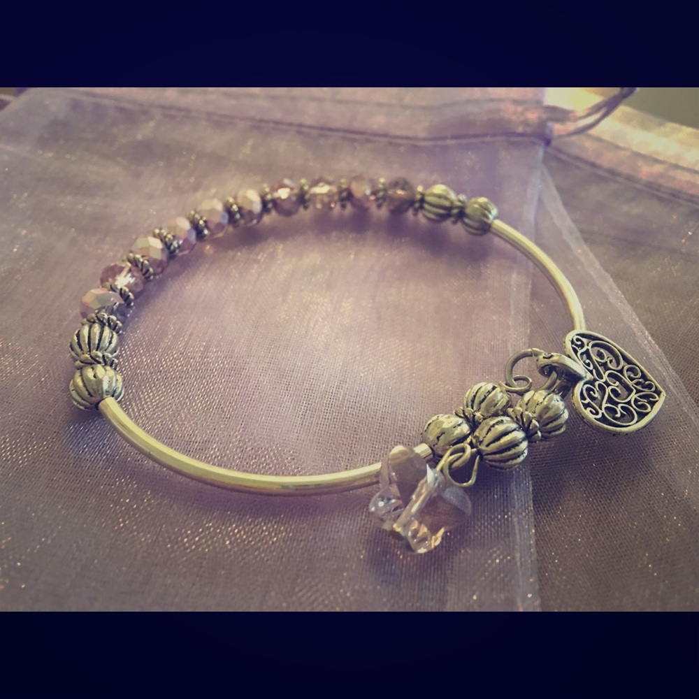 Handmade beaded memory wire bracelet